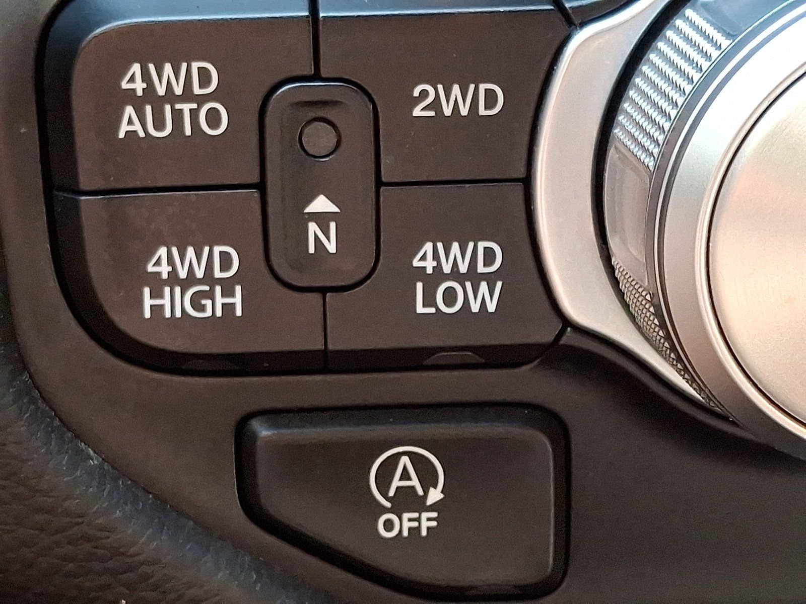 Used 2023 RAM 1500 Laramie AWD/4WD image 25