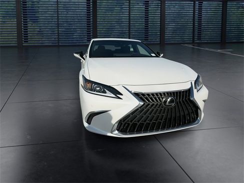 New 2025 Lexus ES 350 w/ Premium Package image 3