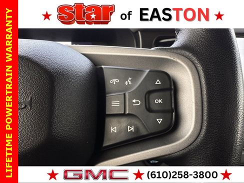 Used 2023 Ford Bronco Badlands image 31