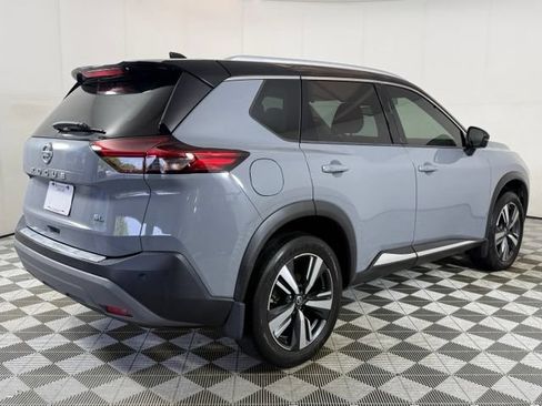 Used 2021 Nissan Rogue SL w/ Premium Package FWD image 4