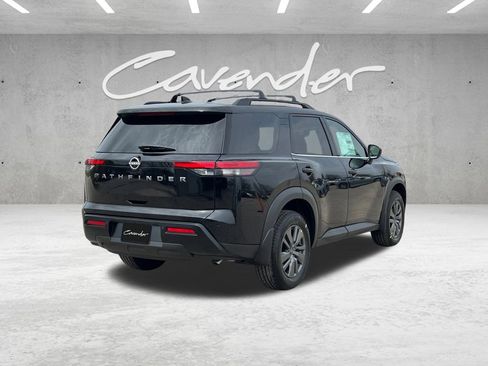New 2026 Nissan Pathfinder SV image 16