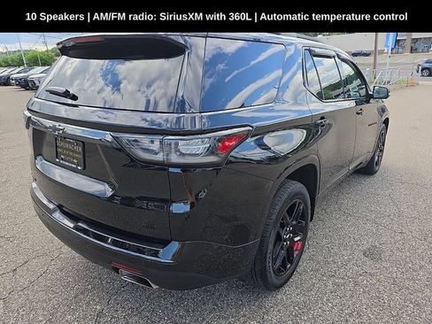 Used 2021 Chevrolet Traverse Premier w/ Redline Edition AWD/4WD image 3