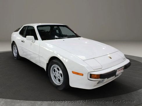 Used 1988 Porsche 944 Coupe image 19