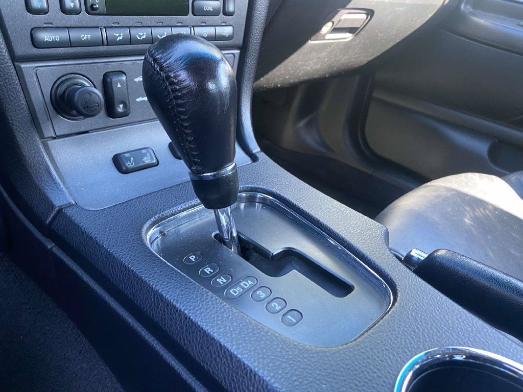 Used 2003 Ford Thunderbird RWD image 22