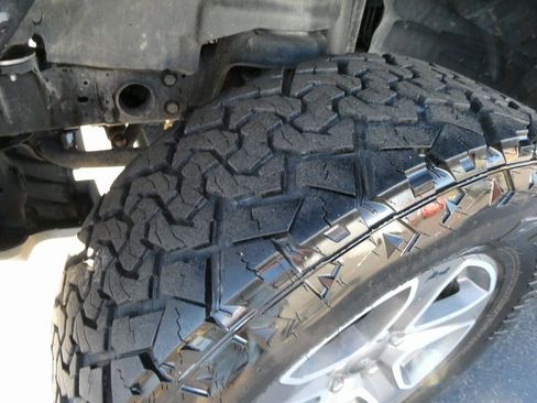 Used 2022 Jeep Wrangler Sport image 12