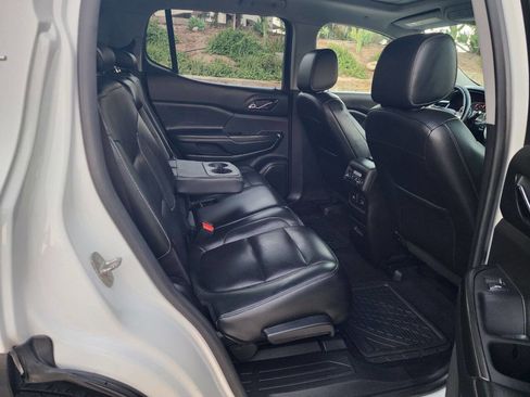 Used 2017 GMC Acadia SLT image 20