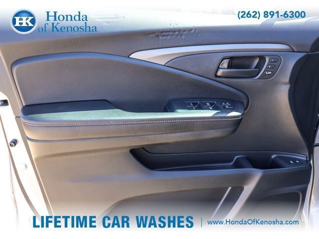 Used 2023 Honda Passport TrailSport image 22