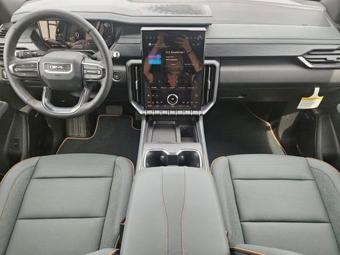 New 2026 GMC Acadia AT4 w/ Luxury Package AWD/4WD image 19