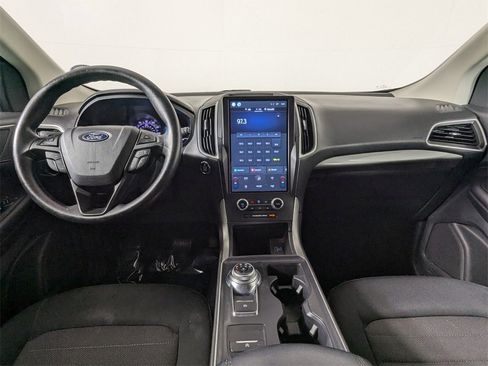 Used 2022 Ford Edge SE w/ Black Appearance Package image 15
