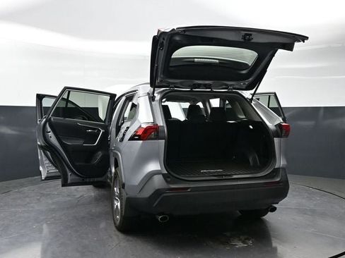 Used 2023 Toyota RAV4 XLE AWD/4WD image 44