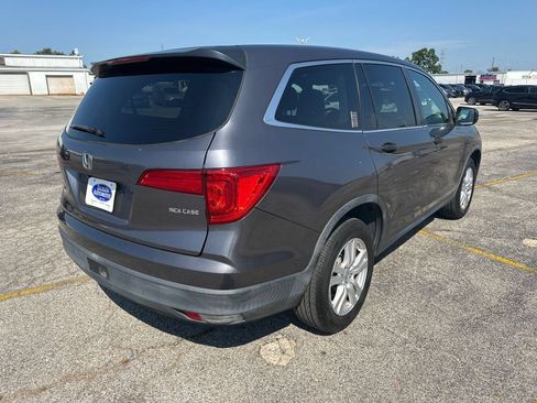 Used 2018 Honda Pilot LX image 3