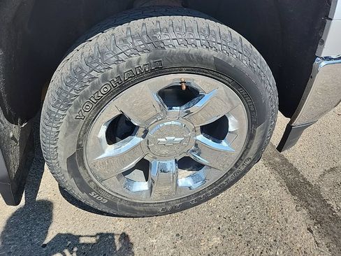 Certified 2014 Chevrolet Silverado 1500 LTZ Z71 w/ LTZ Plus Package AWD/4WD image 47