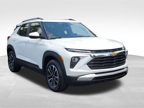 Certified 2024 Chevrolet TrailBlazer LT w/ Convenience Package FWD image 7