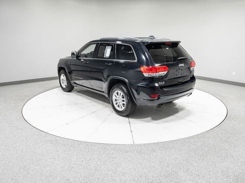 Used 2019 Jeep Grand Cherokee Laredo AWD/4WD image 33