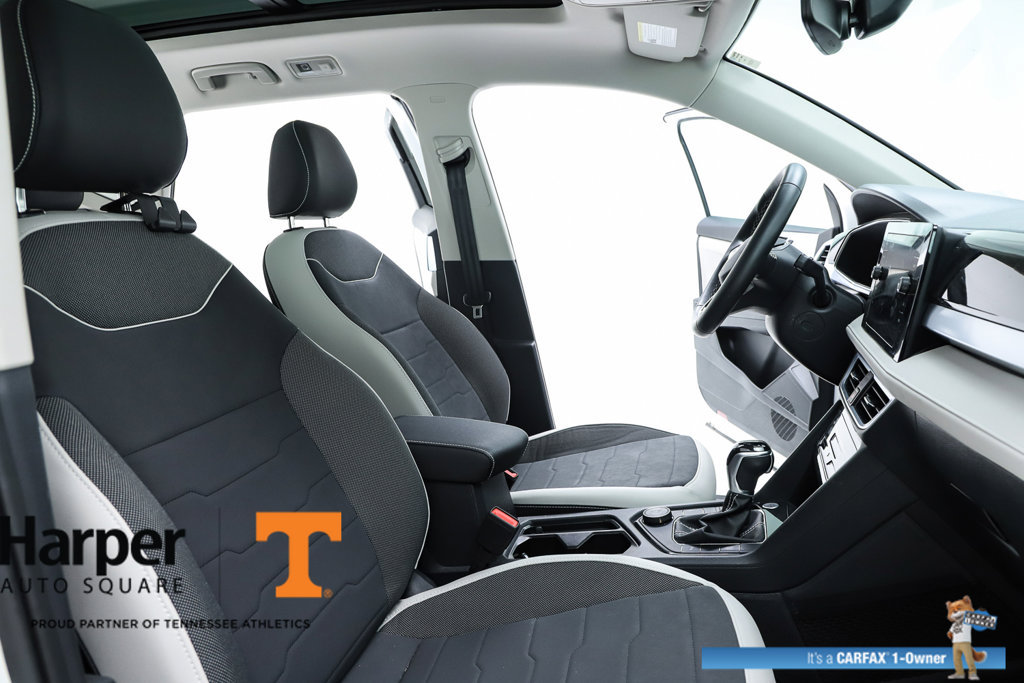 Used 2025 Volkswagen Taos SE w/ Panoramic Sunroof Package AWD/4WD image 35