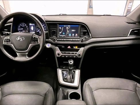 Used 2017 Hyundai Elantra Limited w/ Limited Tech Package 04 image 14