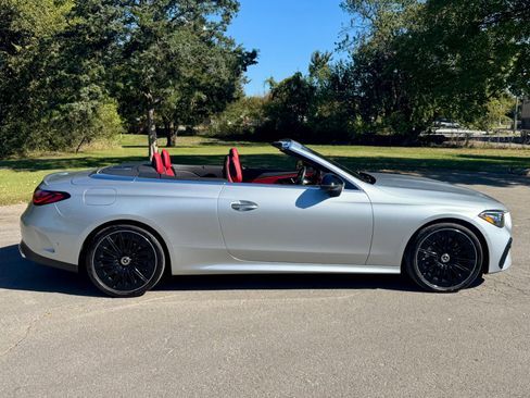 Used 2024 Mercedes-Benz CLE 450 4MATIC Cabriolet image 7