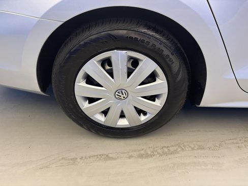 Used 2016 Volkswagen Jetta S FWD image 8