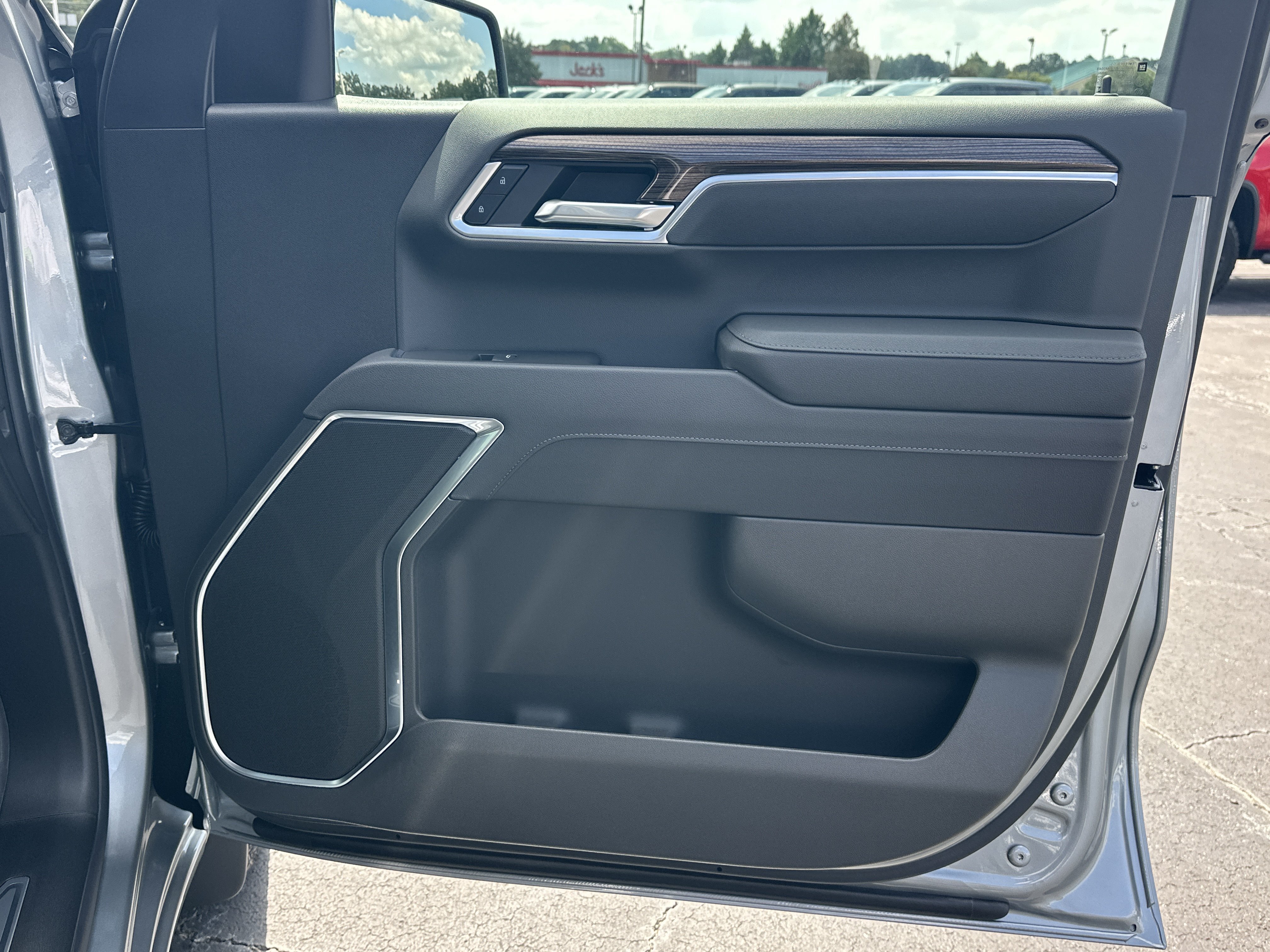 New 2026 Chevrolet Silverado 1500 RST AWD/4WD image 16
