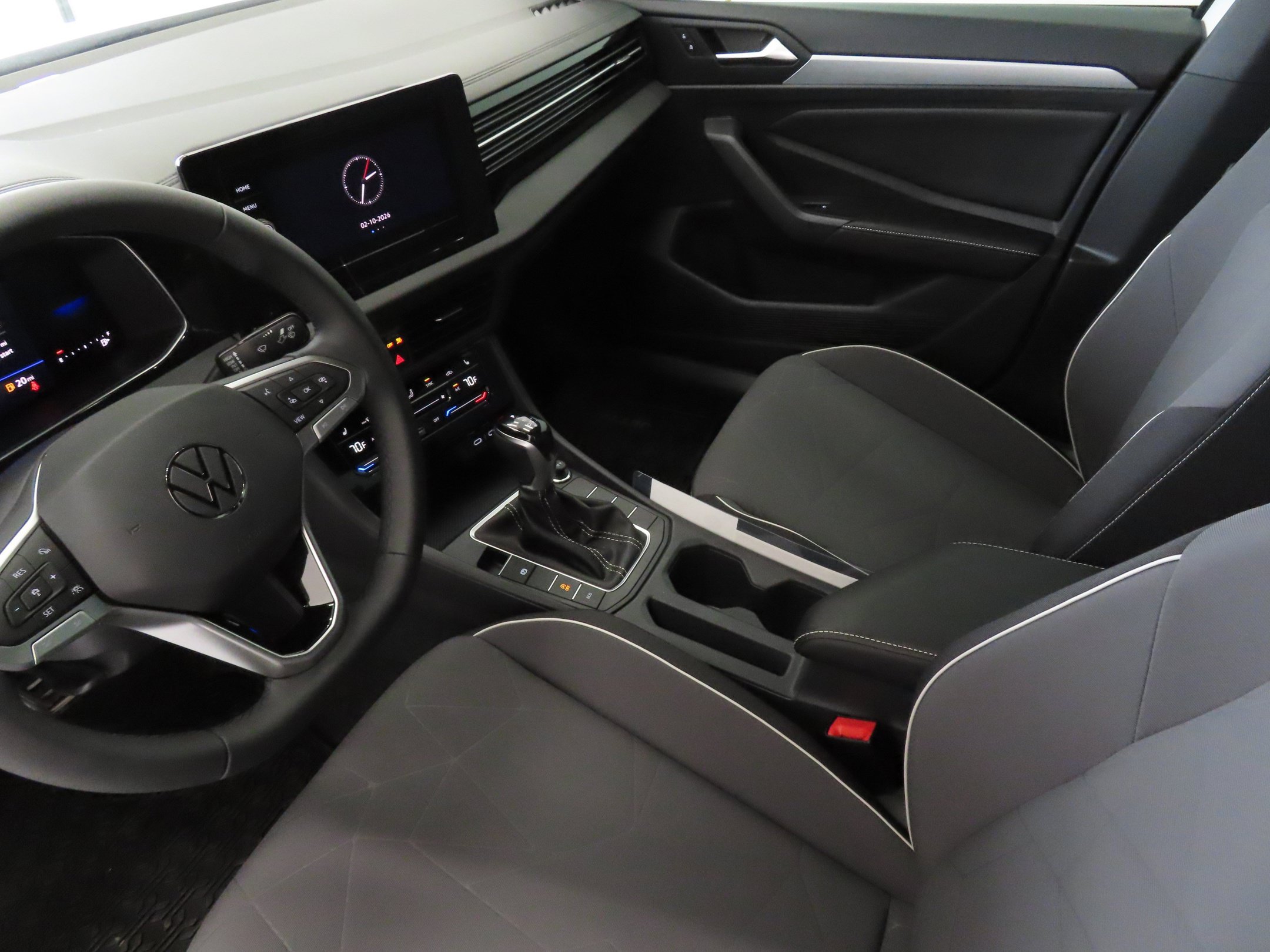 Used 2026 Volkswagen Jetta Sport FWD image 19