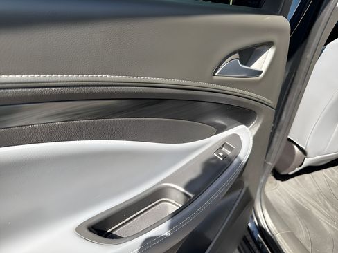 Used 2020 Buick Envision Premium AWD/4WD image 21