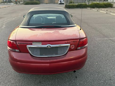 Used 2006 Chrysler Sebring Limited image 7