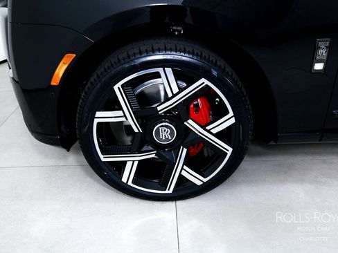 New 2027 Rolls-Royce Cullinan Black Badge AWD/4WD image 39