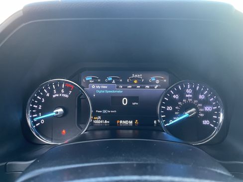 Used 2019 Ford Expedition Max Limited image 18