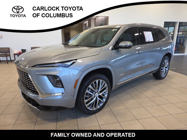 Used 2026 Buick Enclave Avenir w/ Super Cruise Package AWD/4WD image 4