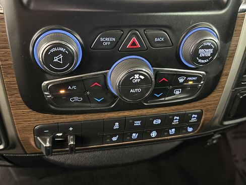 Used 2017 RAM 2500 Laramie image 22