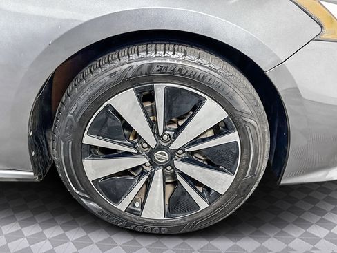 Used 2021 Nissan Altima 2.5 SV image 32