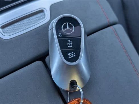 Used 2023 Mercedes-Benz EQS 580 4MATIC Sedan image 32