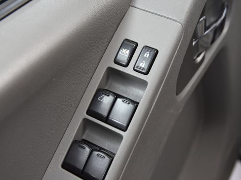 Used 2021 Nissan Frontier SV RWD image 14