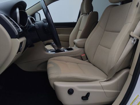 Used 2021 Jeep Grand Cherokee Laredo RWD image 17