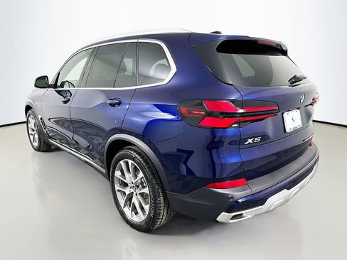 New 2026 BMW X5 xDrive40i w/ Executive Package image 7