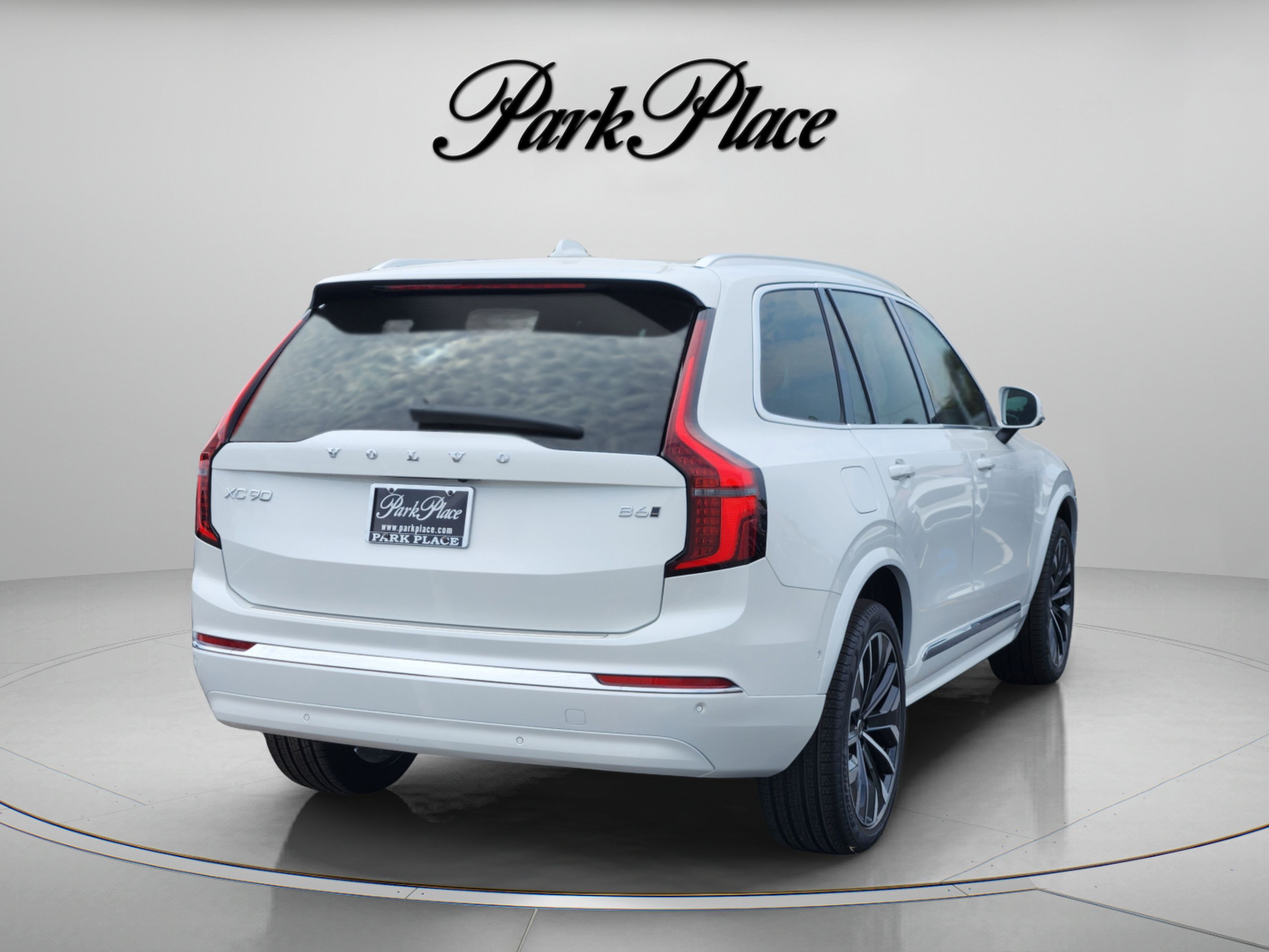 Used 2026 Volvo XC90 B6 Plus w/ Protection Package Premier AWD/4WD image 6