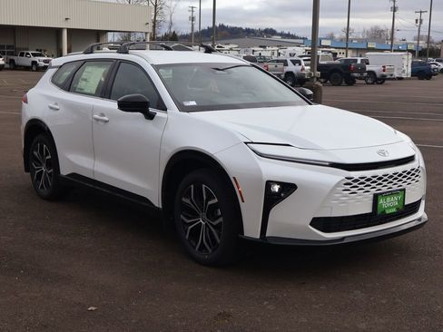 New 2026 Toyota Crown Signia AWD/4WD image 10