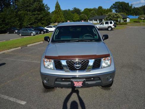 Used 2008 Nissan Frontier SE w/ SE Value Truck Pkg image 9
