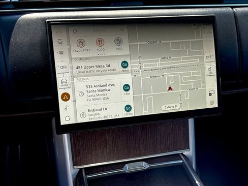 Used 2024 Land Rover Range Rover SE image 16