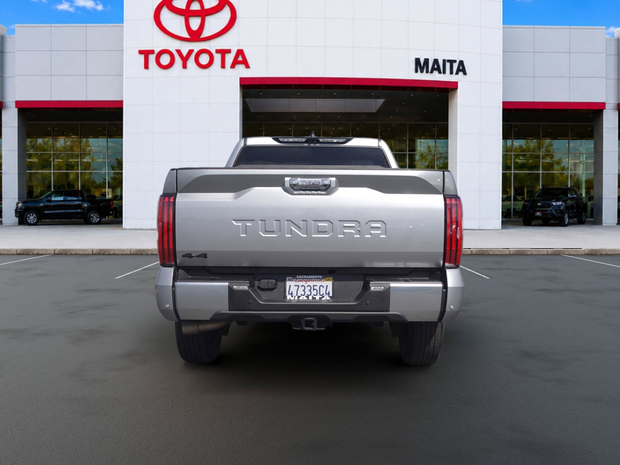 Used 2025 Toyota Tundra Limited AWD/4WD image 4