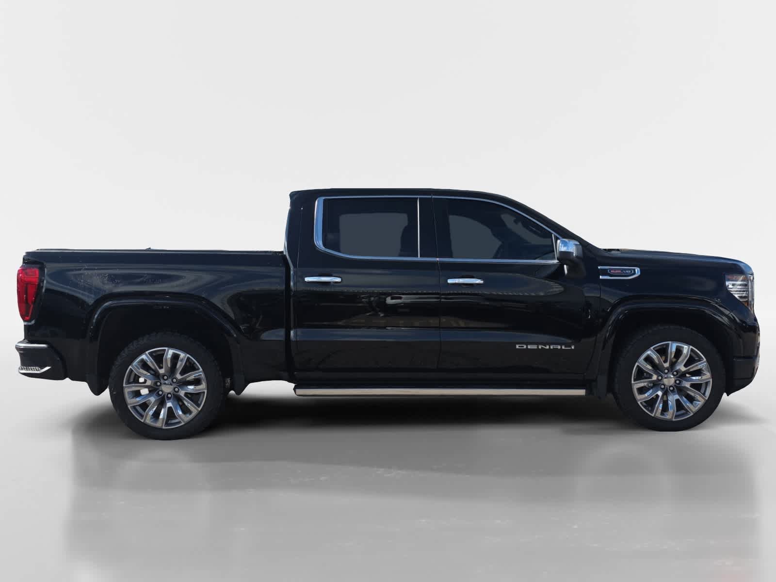 Used 2024 GMC Sierra 1500 Denali w/ Denali Reserve Package AWD/4WD image 6