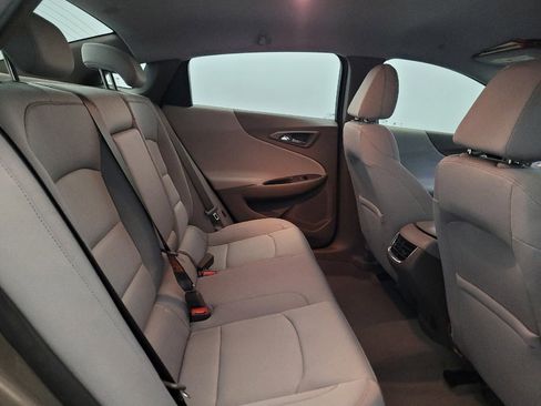 Used 2020 Chevrolet Malibu LT FWD image 19