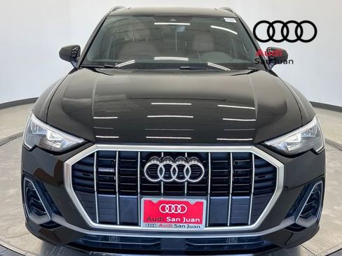 Used 2022 Audi Q3 2.0T Premium w/ Convenience Package image 2