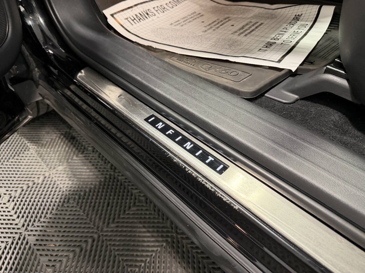 Used 2019 INFINITI QX60 Luxe w/ Essential Package AWD/4WD image 40