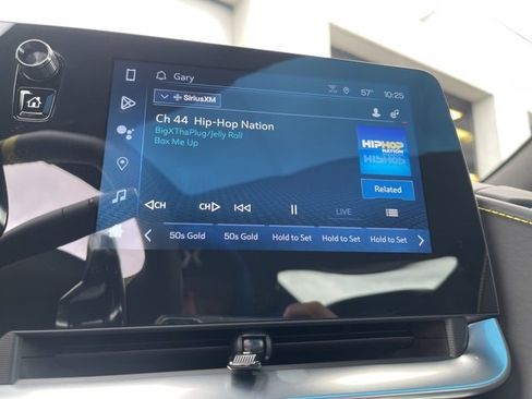 Used 2024 Chevrolet Corvette Stingray Premium Cpe w/ Z51 Performance Package image 15