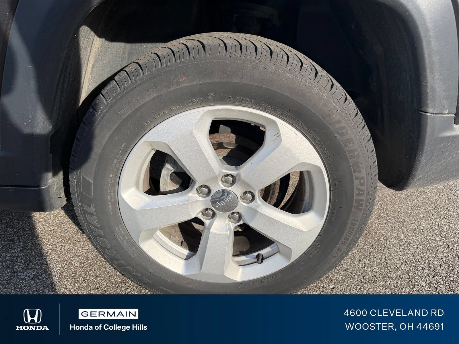 Used 2018 Jeep Compass Latitude w/ Popular Equipment Group AWD/4WD image 11