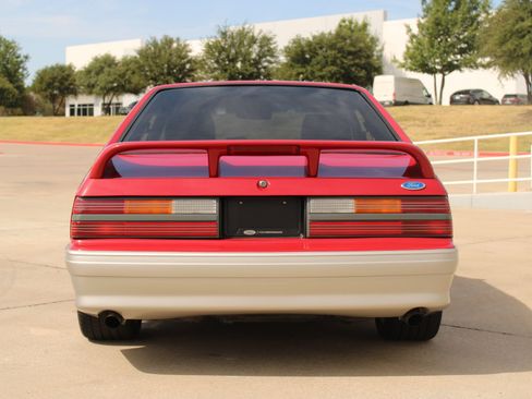 Used 1989 Ford Mustang GT RWD image 12