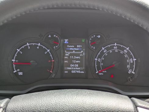 Used 2021 Toyota 4Runner SR5 AWD/4WD image 29