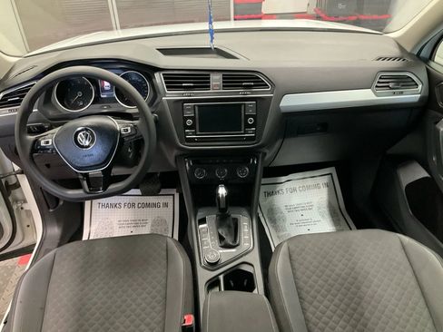 Used 2018 Volkswagen Tiguan S w/ 3rd Row Seat Package AWD/4WD image 12