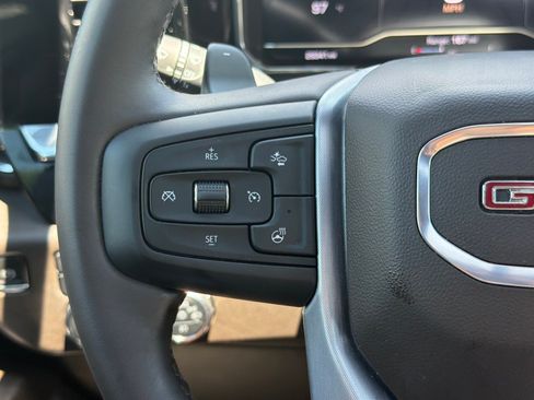 Used 2024 GMC Sierra 1500 SLT w/ SLT Premium Package AWD/4WD image 19